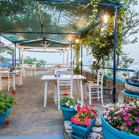 Astris Beach Апартаменты