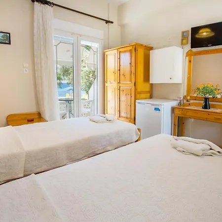 Astris Beach Apartament *